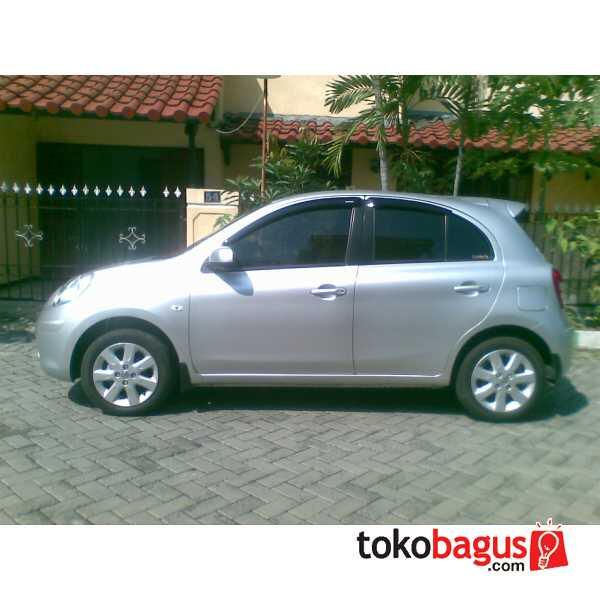 Nissan March Matic Silver 2012 Over Kredit