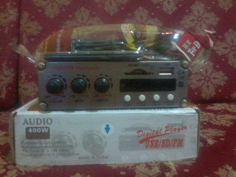POWER AMPLIFIER Untuk Player USB, MMC, dan FM RADIO