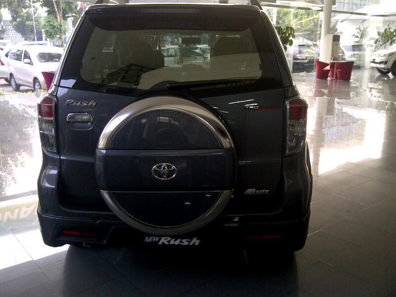 New Rush With airbag & TRD Ready!!! Harga Nego!!!