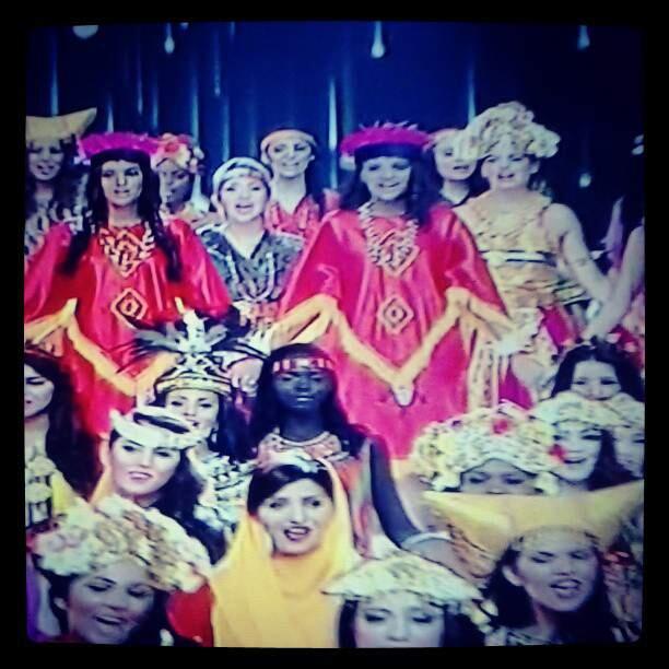 Opening Miss World 2013 Hargai Budaya Indonesia