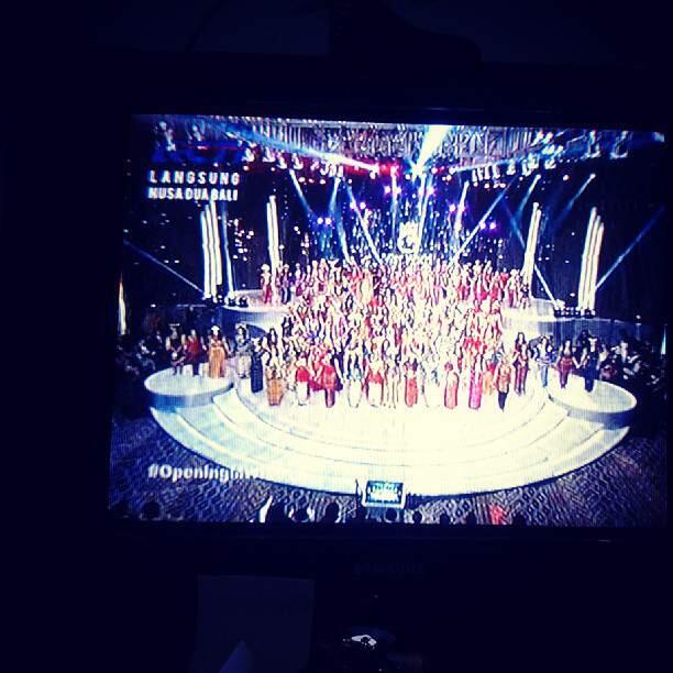 Opening Miss World 2013 Hargai Budaya Indonesia