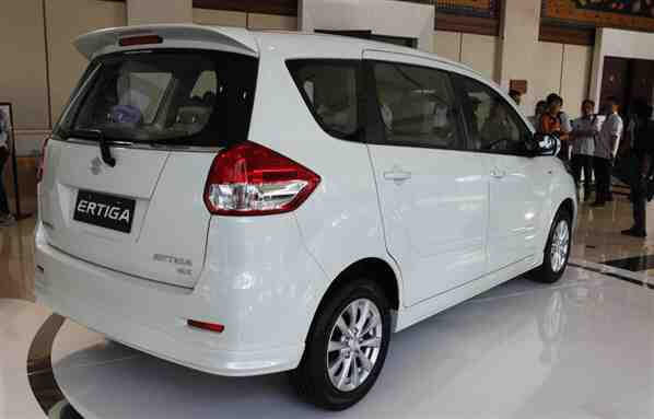 SUZUKI ERTIGA ELEGANT AUTOMATIC 100% TERBARU 2013