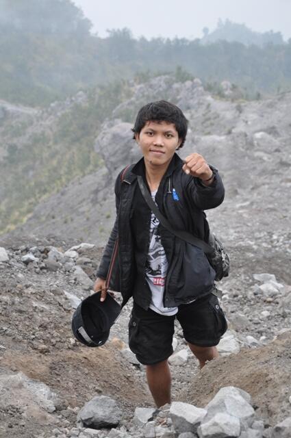 KOMA ADVENTURE CATPER MERAPI Mt (wonx ndheso)