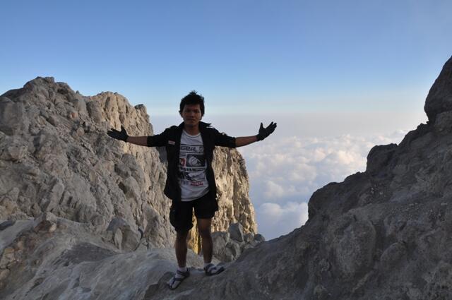 KOMA ADVENTURE CATPER MERAPI Mt (wonx ndheso)