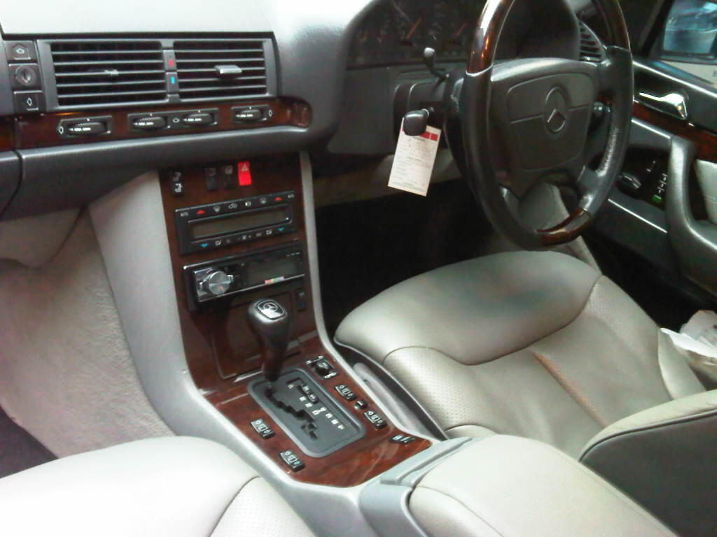 MERCEDES BENZ S 320 L AT 1997 HITAM METALIK