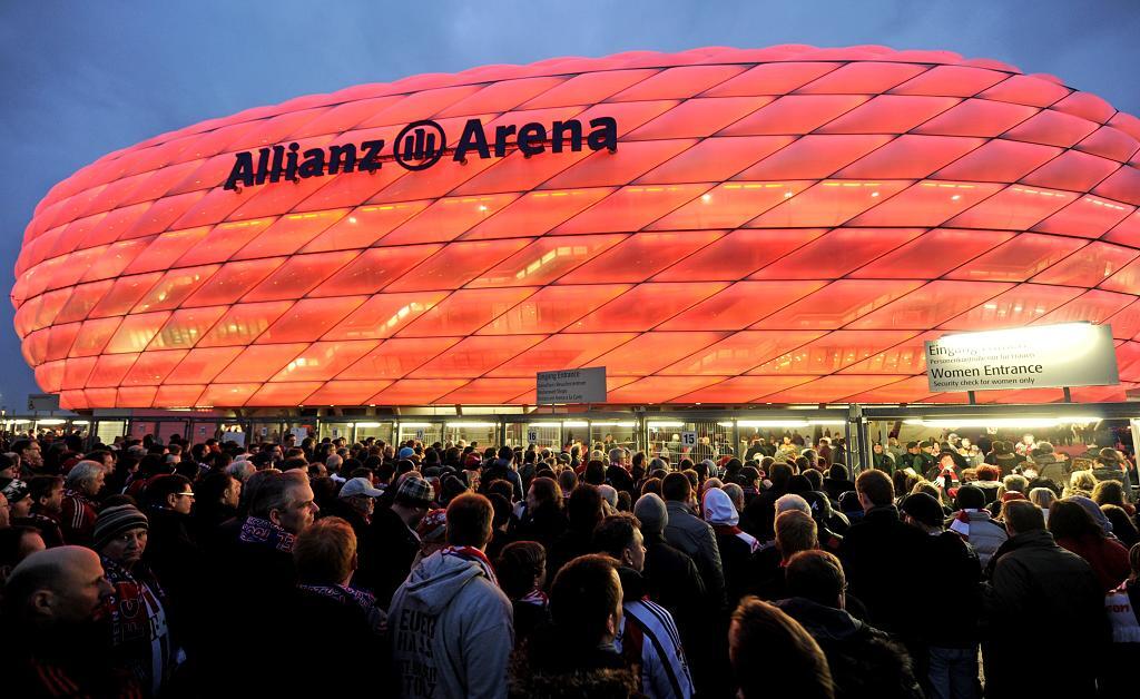 Pemandangan Keren Allianz Arena