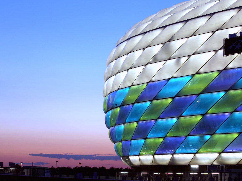 Pemandangan Keren Allianz Arena