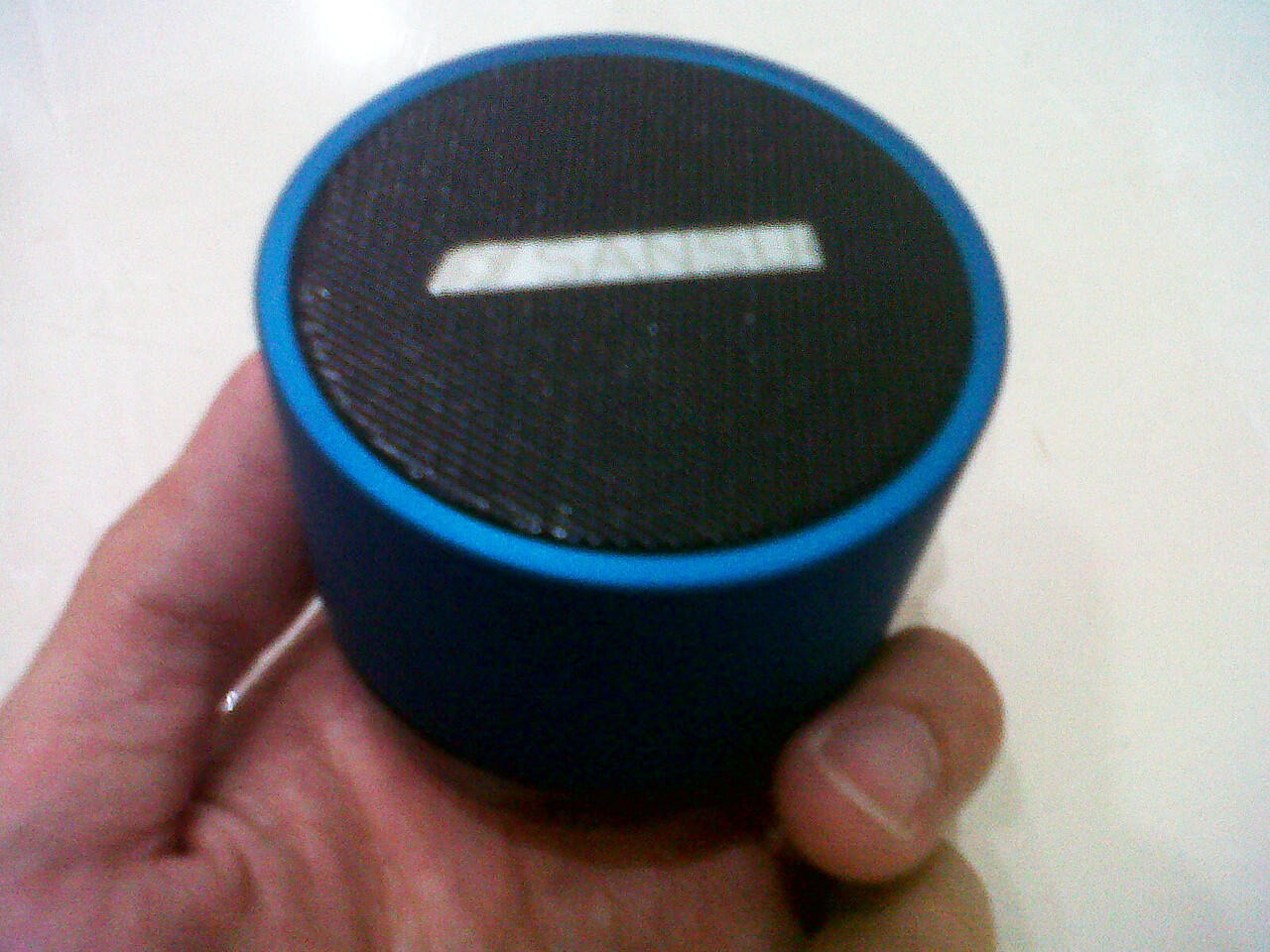 Mini Speaker Portable, bisa dibawa ke mana-mana!