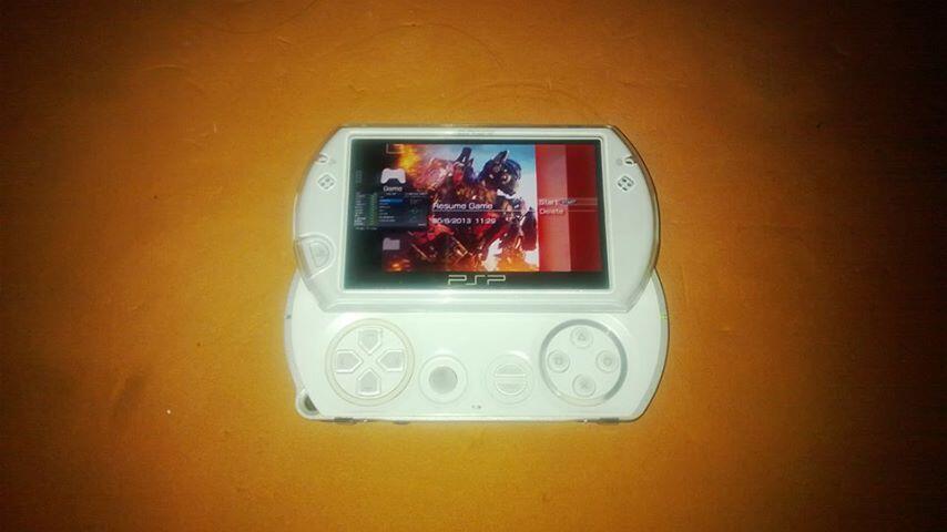 psp go 16gb white