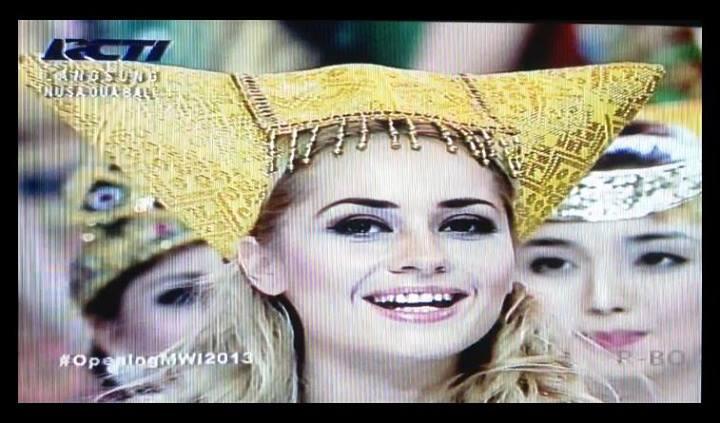 Opening Miss World 2013 Hargai Budaya Indonesia