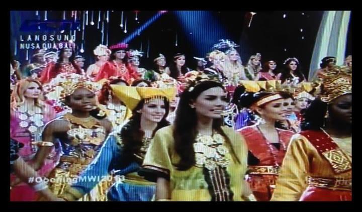 Opening Miss World 2013 Hargai Budaya Indonesia