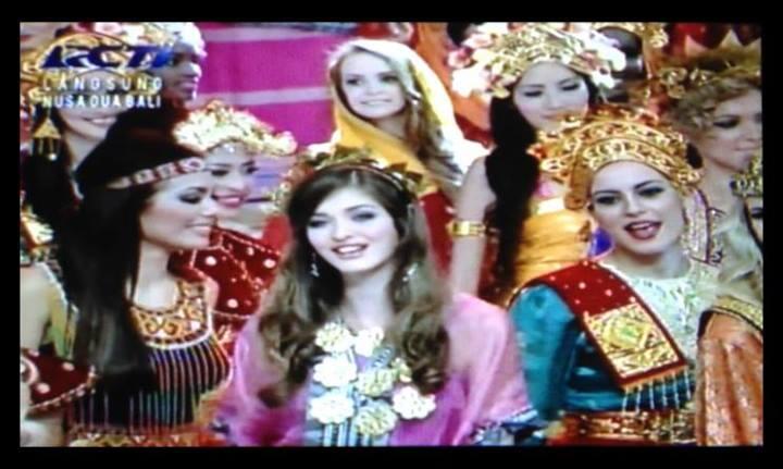 Opening Miss World 2013 Hargai Budaya Indonesia