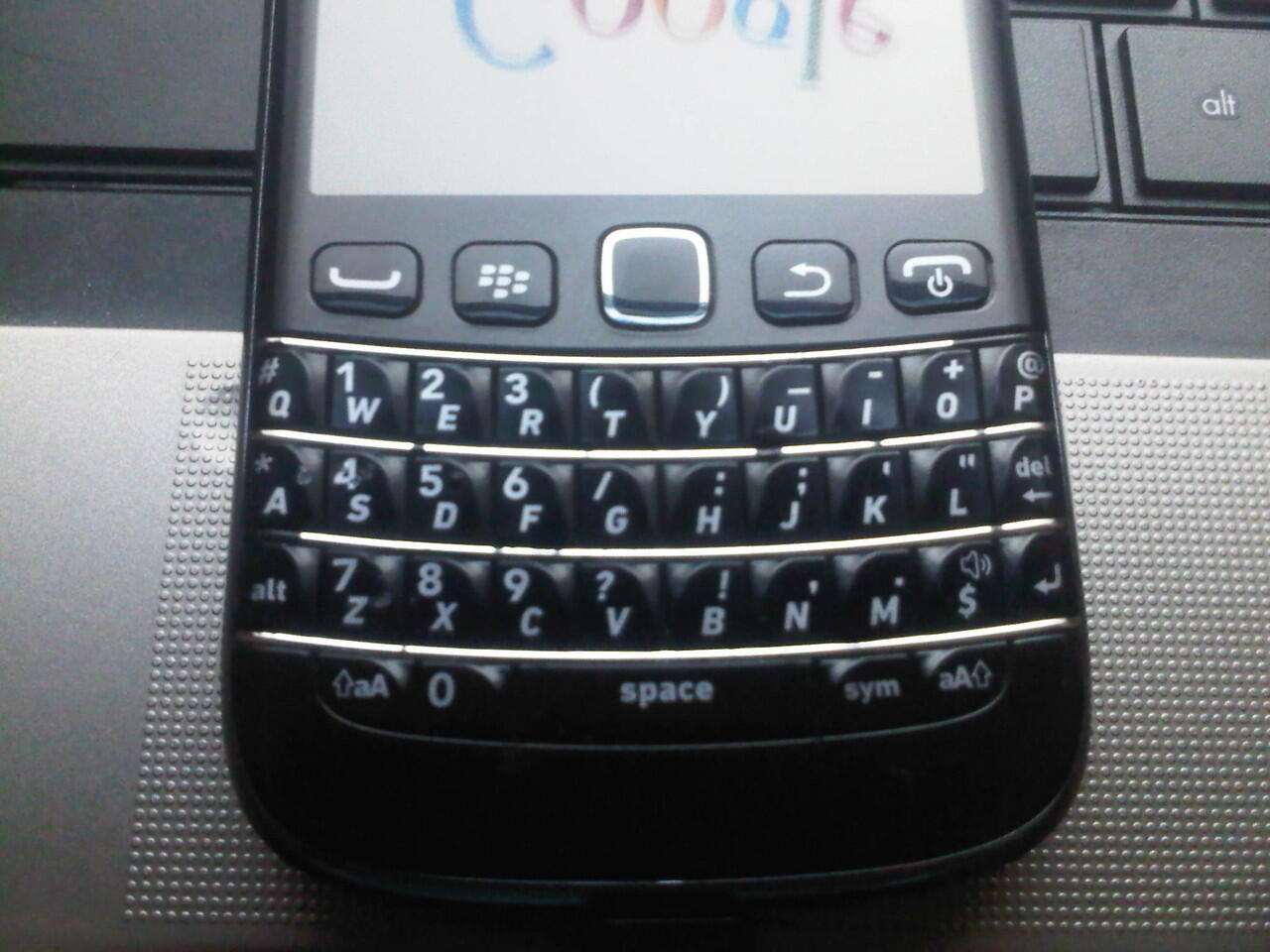 jual bb belagio aka blackberry 9790 mulus komplit surabaya