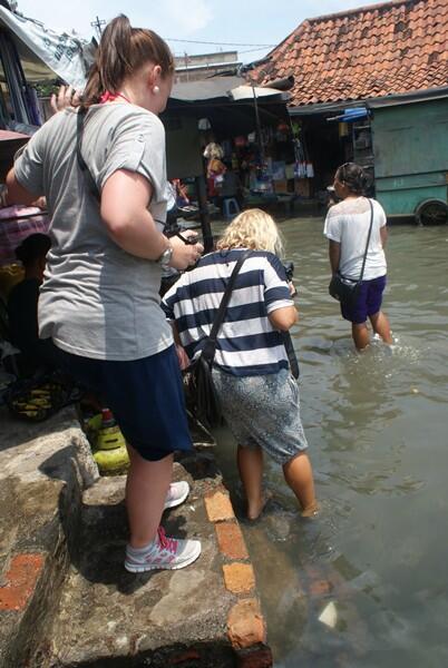 Semua Laku di Jakarta Termasuk Menjual Kemiskinan (Jakarta Hidden Tour)