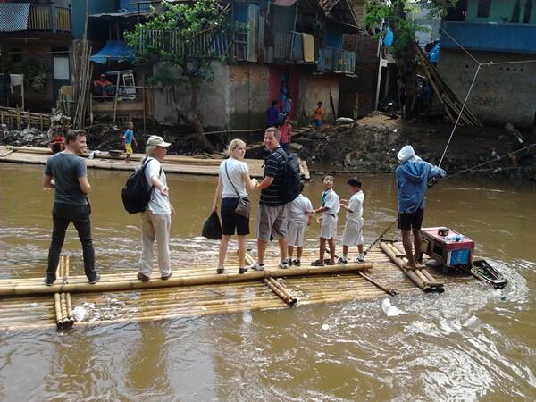 Semua Laku di Jakarta Termasuk Menjual Kemiskinan (Jakarta Hidden Tour)