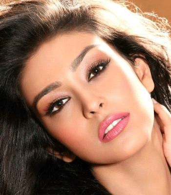 Miss Wolrd di Indonesia menampilkan keanekaragaman budaya Indonesia