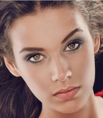 Miss Wolrd di Indonesia menampilkan keanekaragaman budaya Indonesia