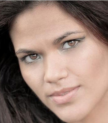Miss Wolrd di Indonesia menampilkan keanekaragaman budaya Indonesia