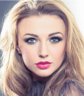 Miss Wolrd di Indonesia menampilkan keanekaragaman budaya Indonesia