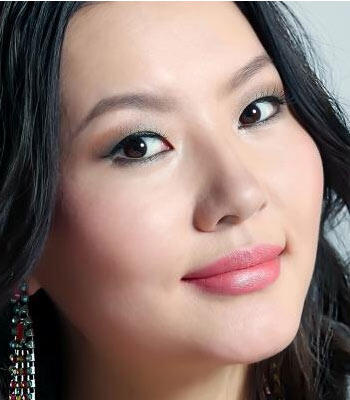 Miss Wolrd di Indonesia menampilkan keanekaragaman budaya Indonesia