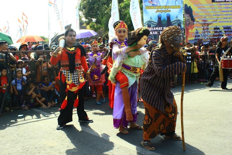 PONOROGO CARNIVAL ( Dalam Rangka Ulang Tahun Kota Ponorogo ke- 517 )