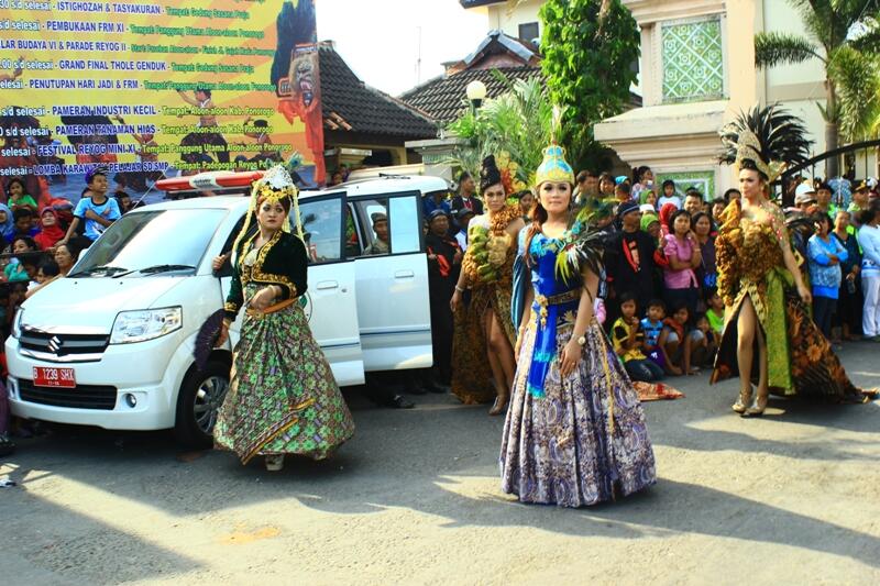 PONOROGO CARNIVAL ( Dalam Rangka Ulang Tahun Kota Ponorogo ke- 517 )
