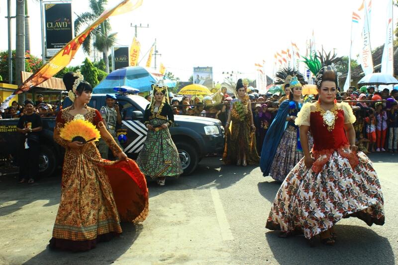PONOROGO CARNIVAL ( Dalam Rangka Ulang Tahun Kota Ponorogo ke- 517 )
