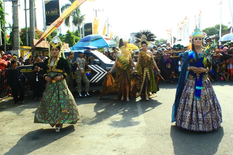 PONOROGO CARNIVAL ( Dalam Rangka Ulang Tahun Kota Ponorogo ke- 517 )
