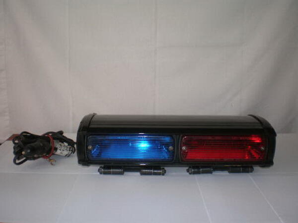 Whelen Strobo Dashboard + Grill mounted