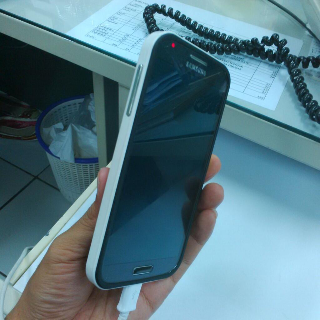 Samsung Galaxy S4 Black 16GB SEIN
