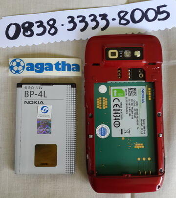 Nokia E71 fullset tangan pertama Jember