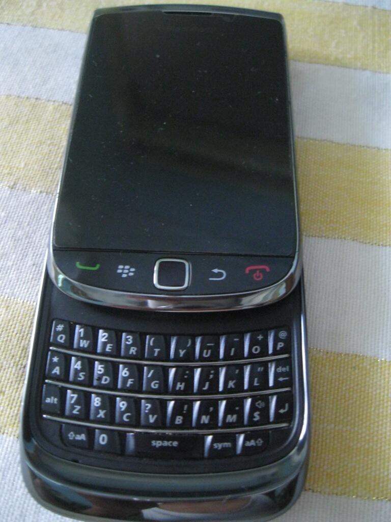 Blackberry Torch 9800 Hitam Garansi TAM 6 Bln