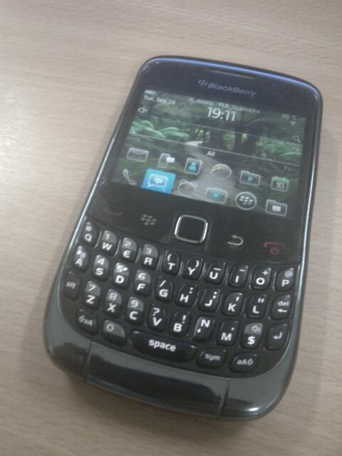 Blackberry Gemini 3G 9300 hitam murah aja
