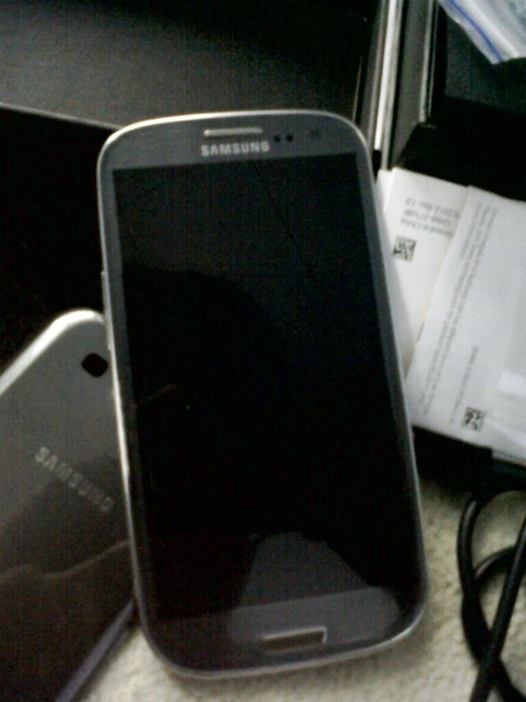 WTS : Samsung Galaxy S3 I9300 Muluss <2bln Grs SEIN