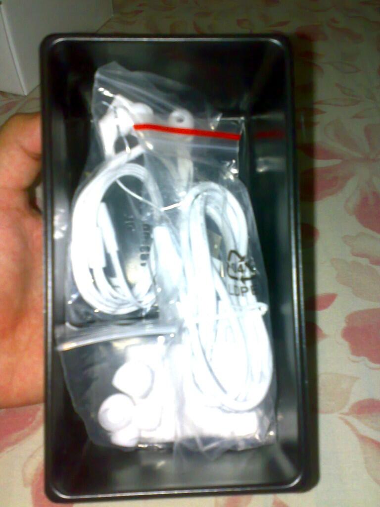LENOVO A706 WHITE, Pembelian 04 SEP 2013!! TT IPOD 5 32/64