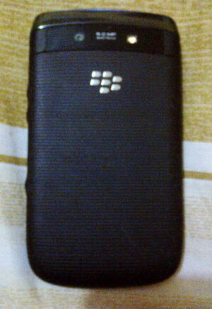 BLACKBERRY TORCH 9800 BLACK KOMPLIT BANDUNG