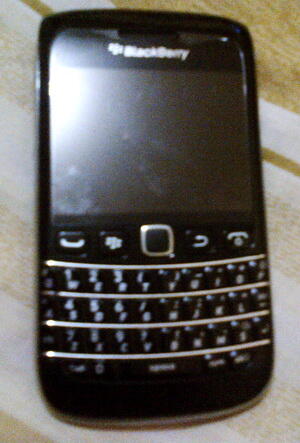 BLACKBERRY ONYX 3 9790 BELAGIO GARANSI BANDUNG