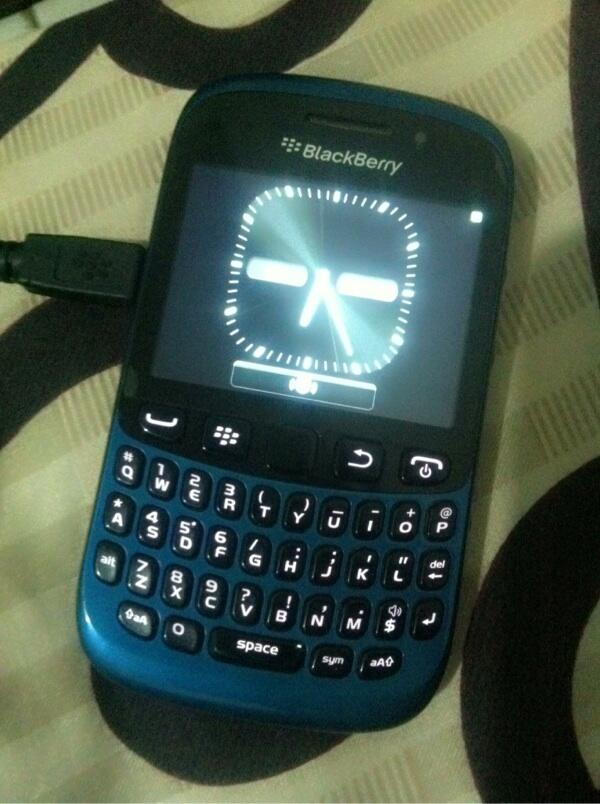Wts blackberry davis 9220 garansi SS oktober 2014