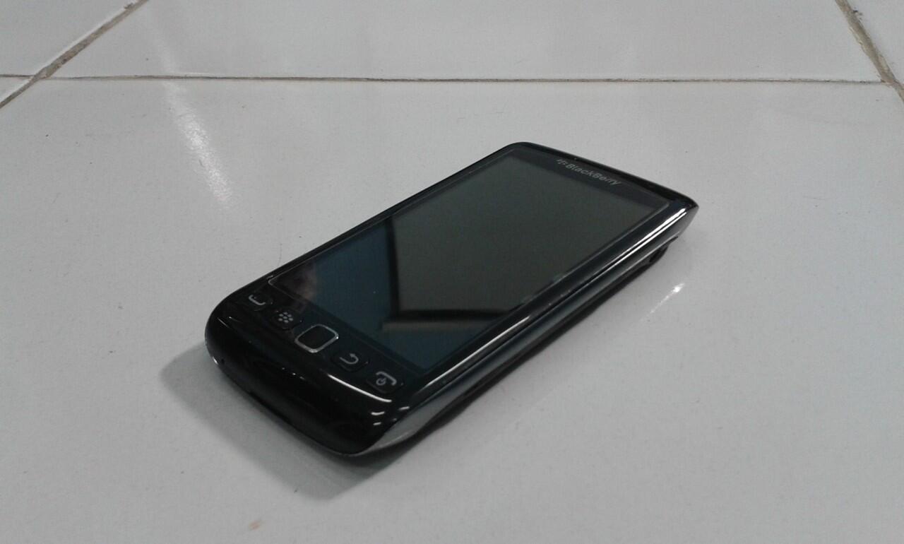 Blackberry 9860 MONZA