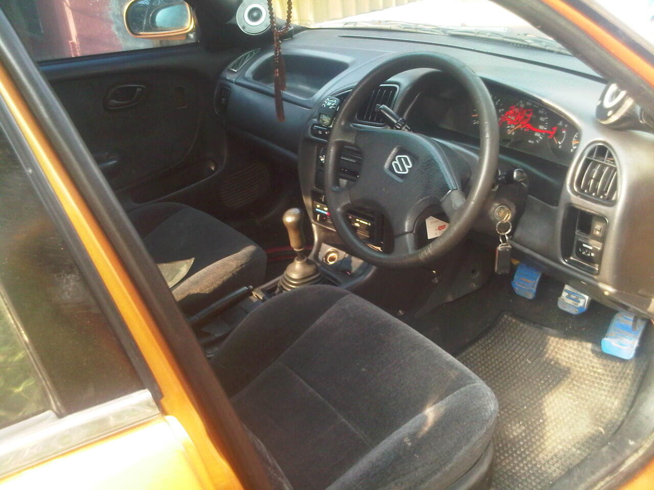 Terjual Baleno 1997 Warna Kuning Limited Edition Modif Ringan Tapi