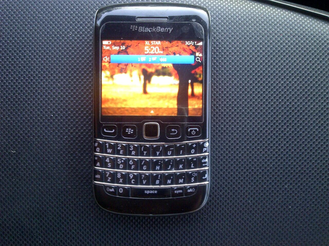 Blackberry bellagio 9790 black SOLO