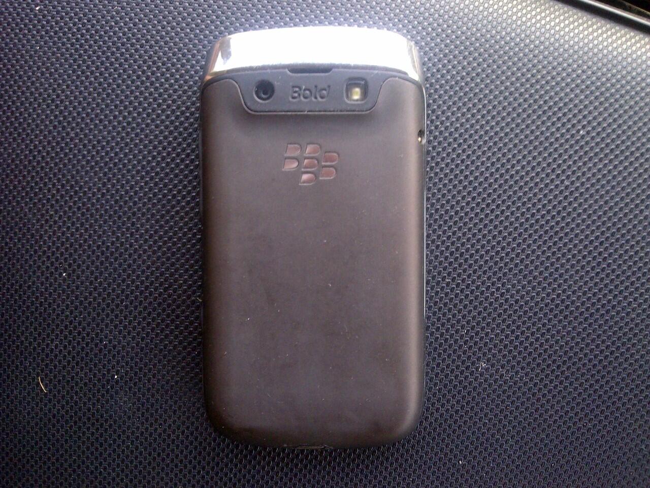 Blackberry bellagio 9790 black SOLO