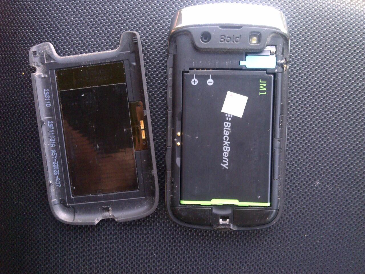Blackberry bellagio 9790 black SOLO