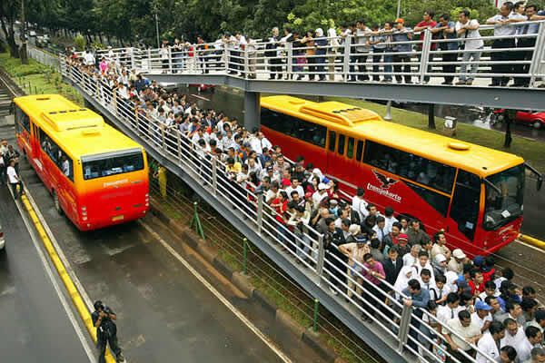 Angkutan umum DKI Jakarta dari masa ke masa,,,masup gan..