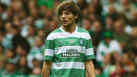 Louis Tomlinson (One Direction) di Jegal Pemain Professional
