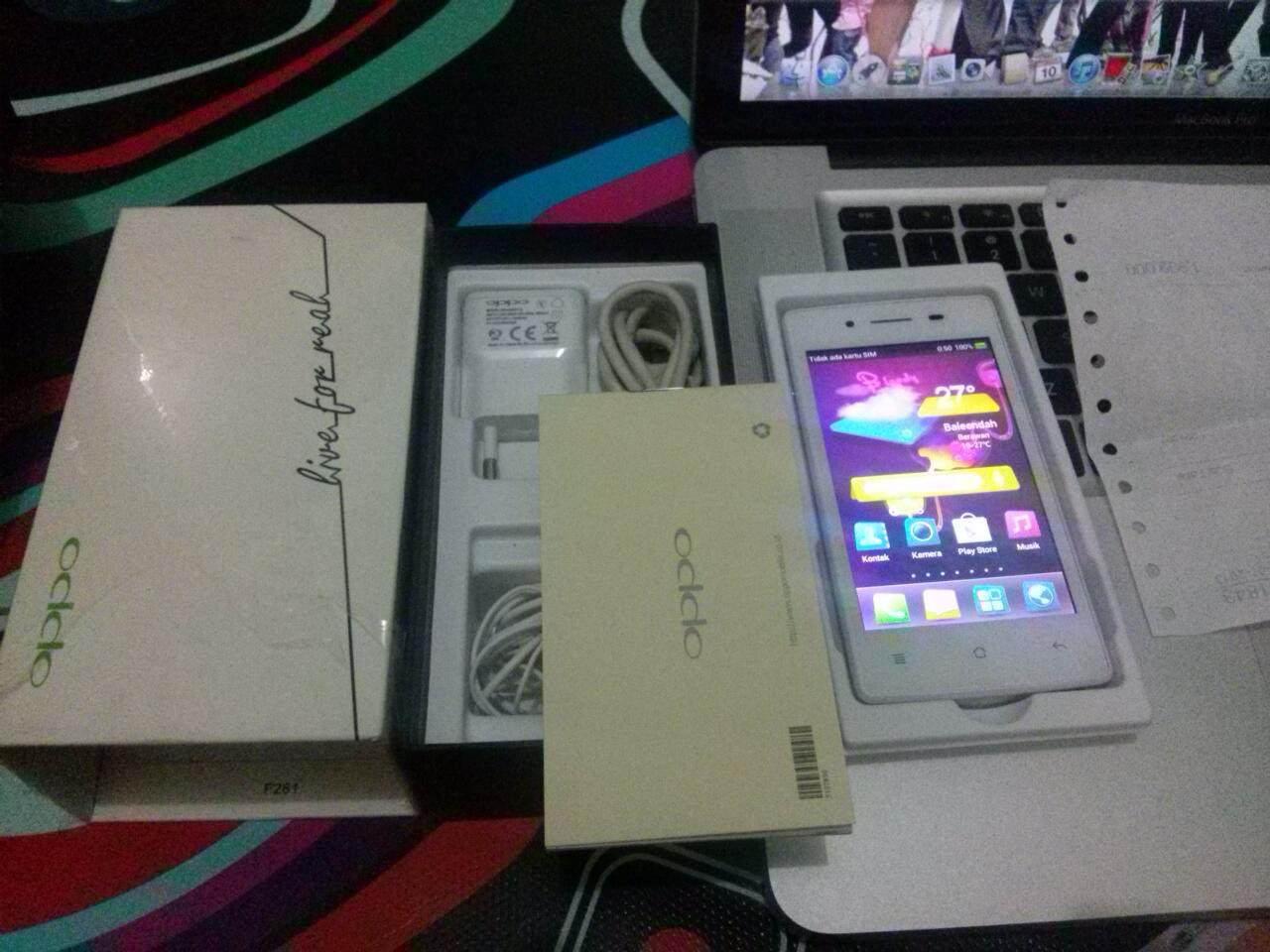 oppo find piano white R8113 garansi panjang bandung