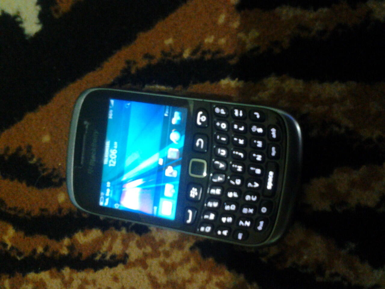 jual bb 9320 aka. amstrong malang