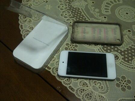 wts ipod generasi4 white 8gb white bdg