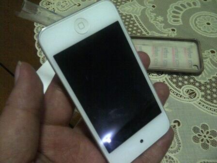 wts ipod generasi4 white 8gb white bdg