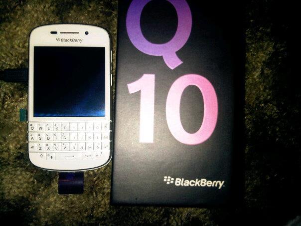 BlackBerry Q10.masi baru dengan harga murah